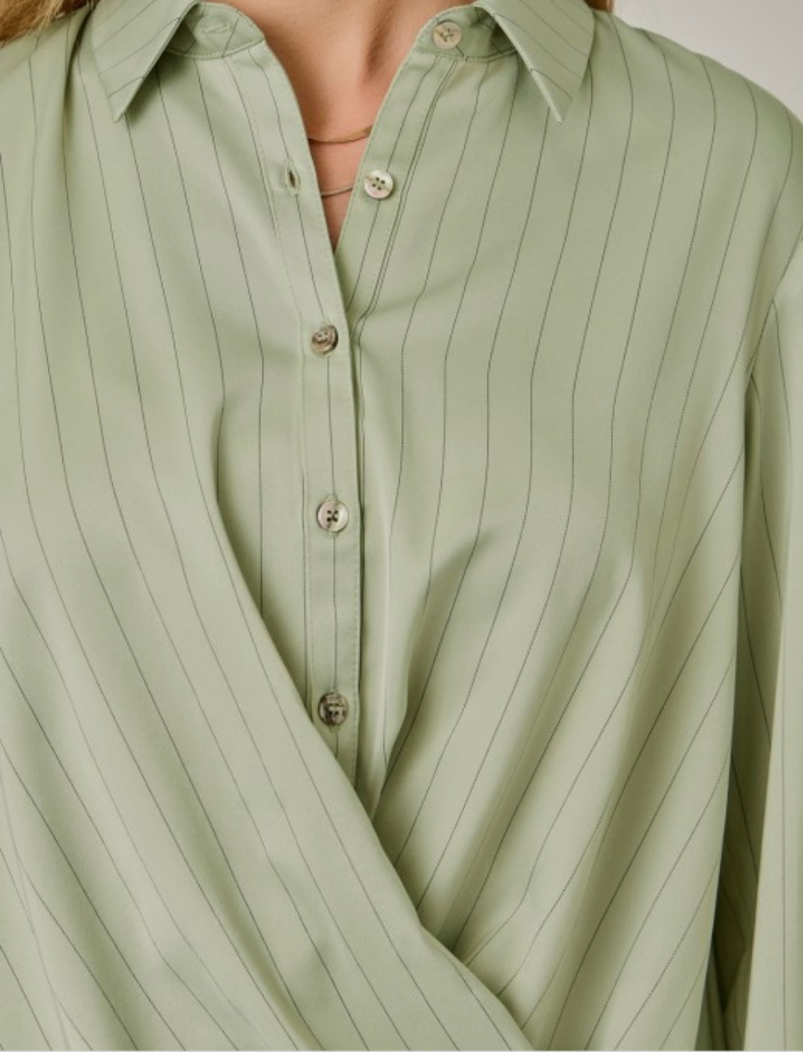 Twisted Botton Blouse