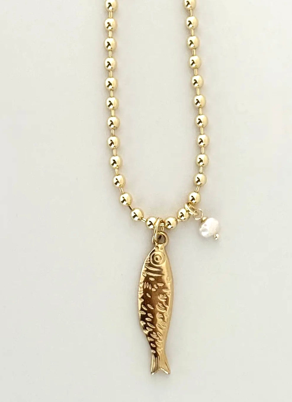 Perla Y Pes Necklace