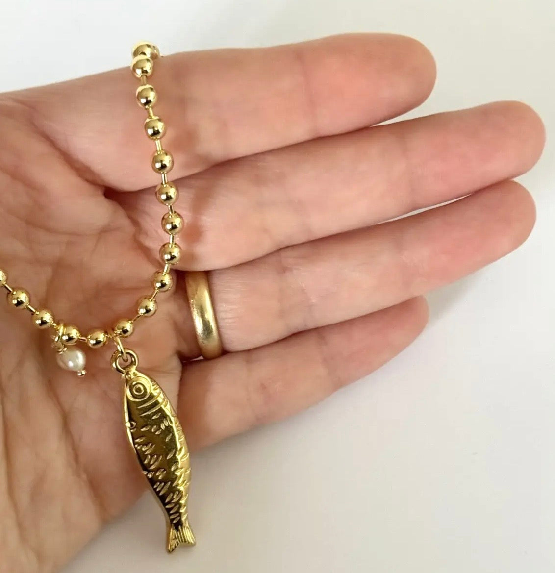 Perla Y Pes Necklace