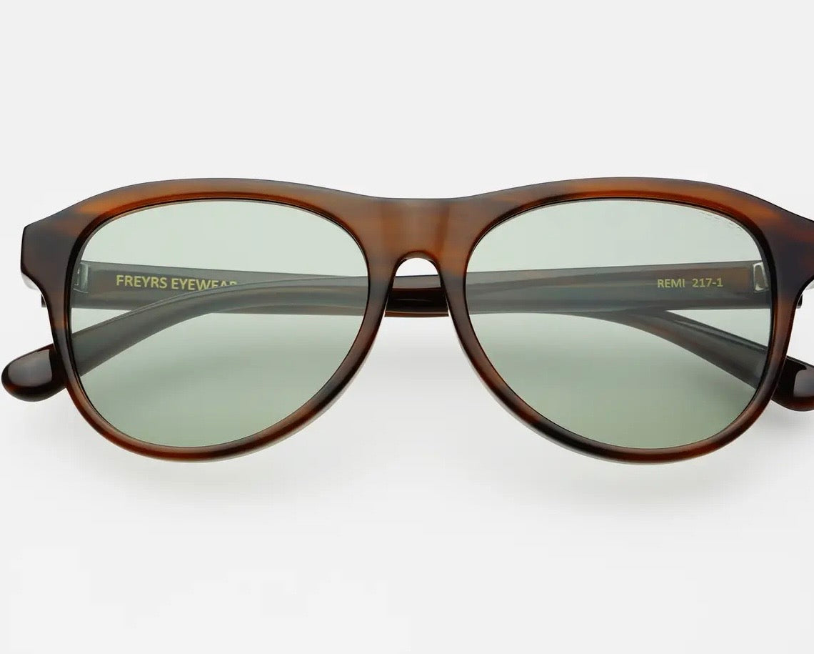 Remi Sunglasses with Green Lense