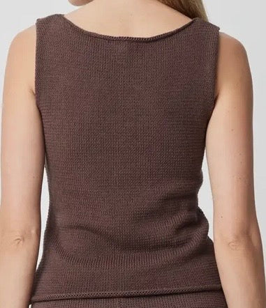 The Shelby Top