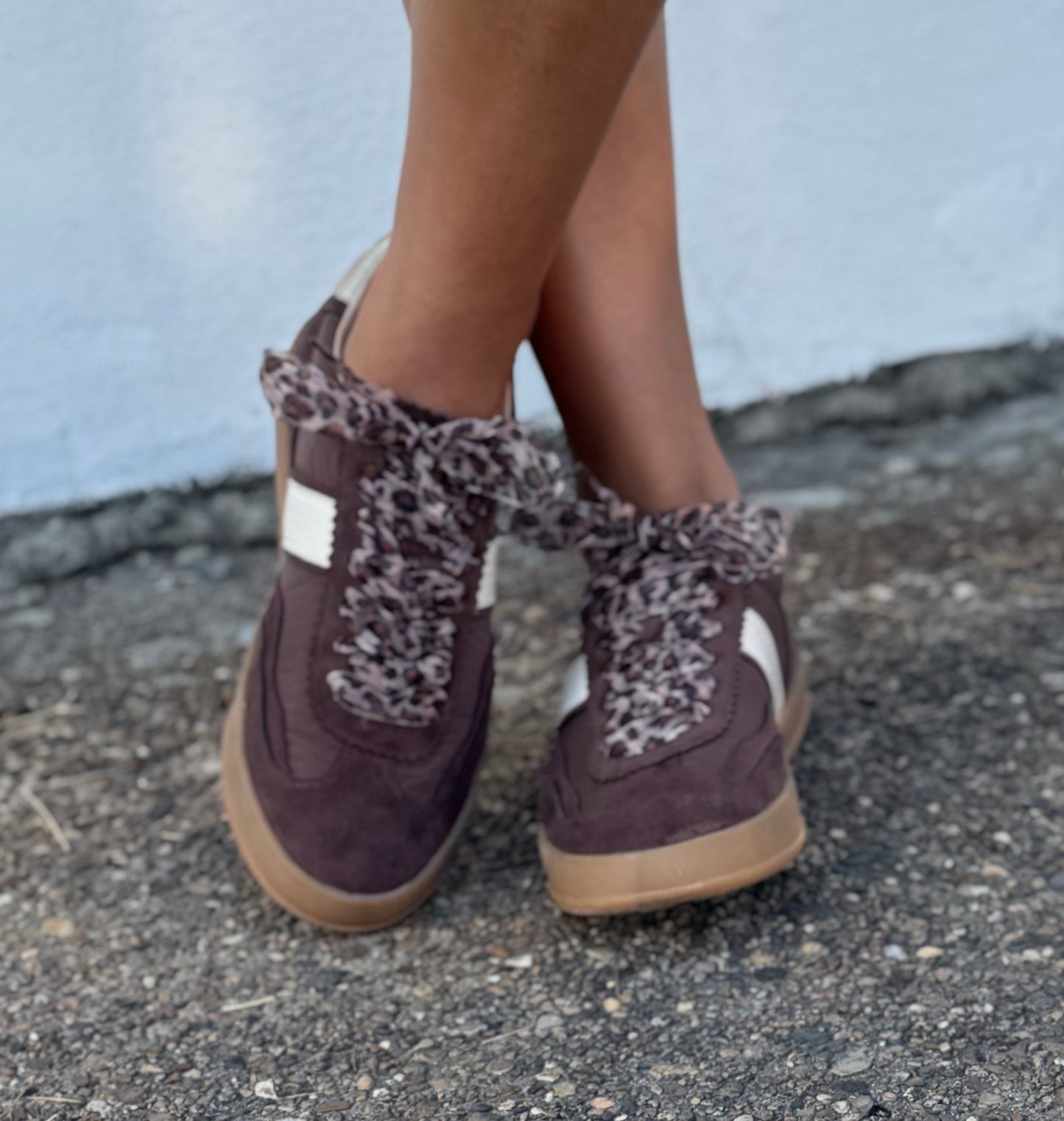 Dixie Sneakers